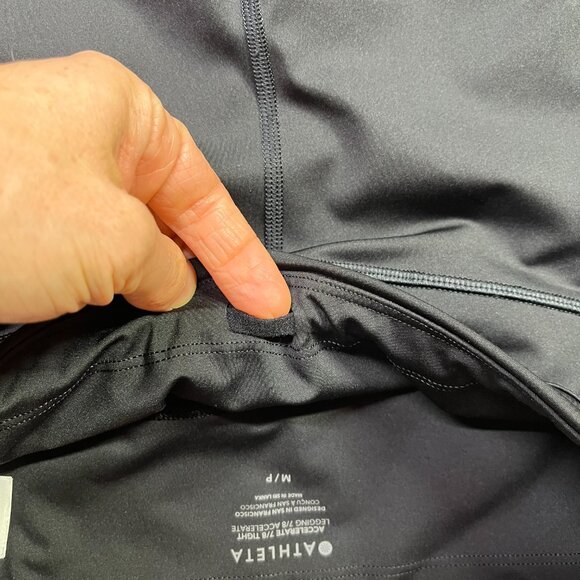 Athleta Size PM Black Accelerate 7/8 Tight - Picture 4 of 9